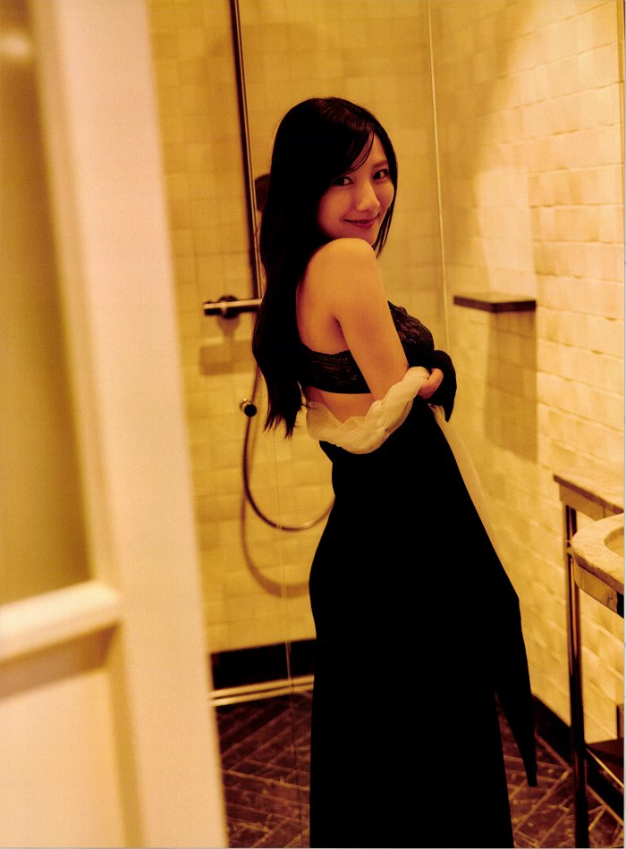 河田陽菜 ぷるふわバストの水着グラビア画像！