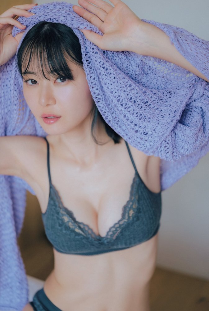 いけちゃん 細身でEカップの水着グラビア画像！