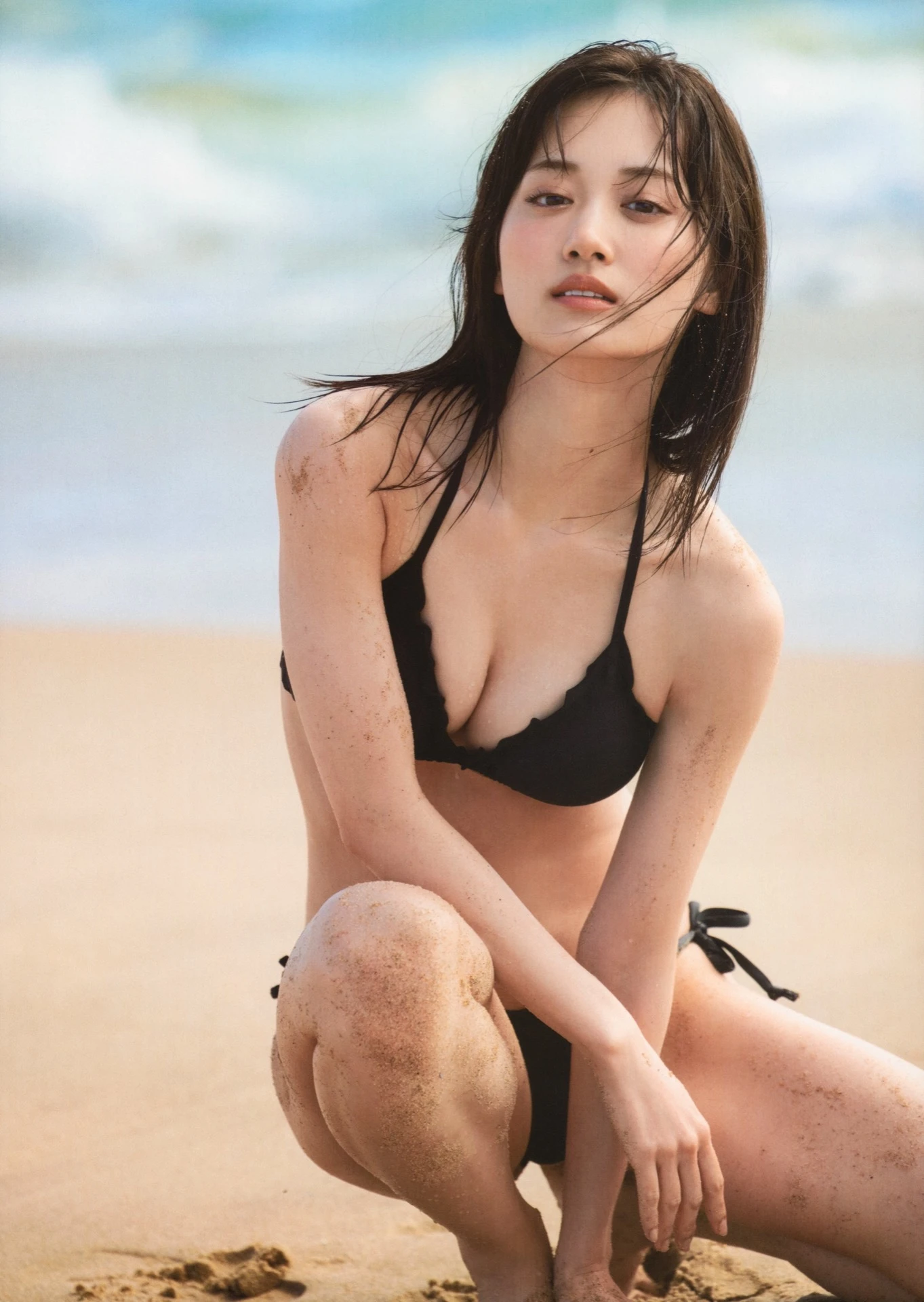 Mizuki Yamashita 山下美月, 2nd写真集 「ヒロイン」 Set.03