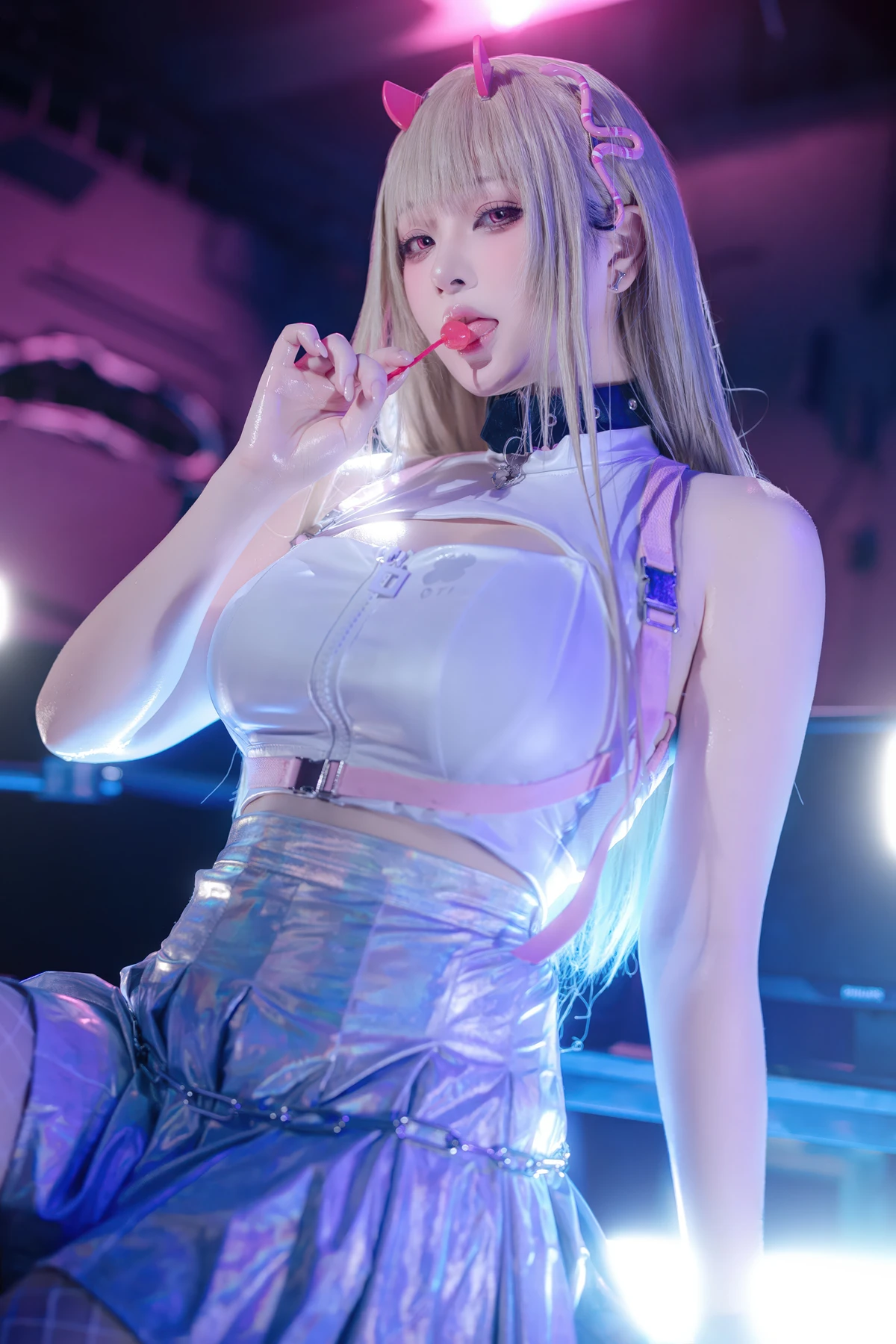 Cosplay 屿鱼 – 胜利女神：妮姬 毒蛇