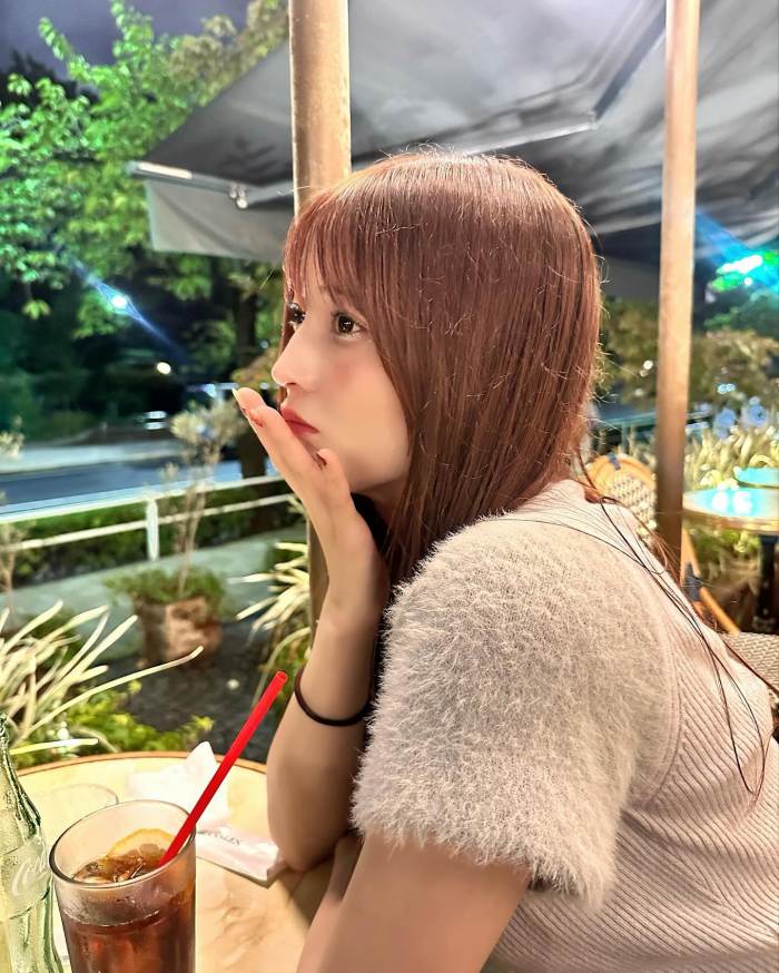 黒嵜菜々子 ふわふわボインの水着グラビア画像！