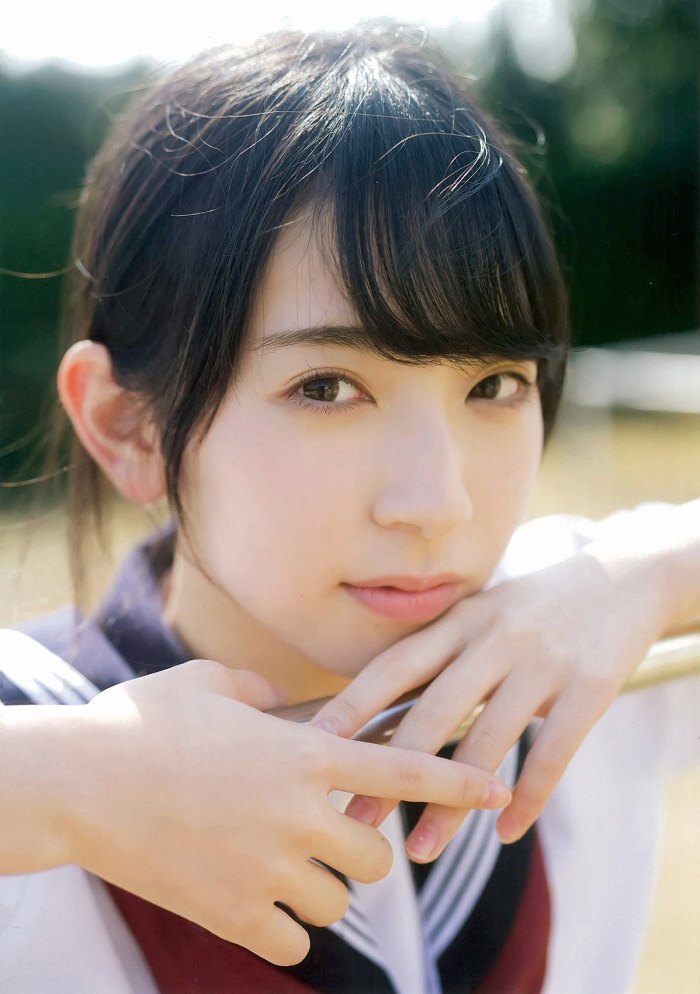 金村美玖 しっとりかわいい水着＆生脚画像！