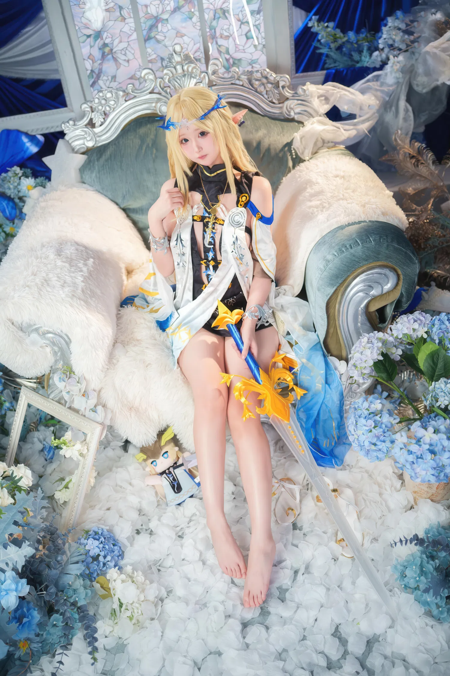 [Cosplay] Seele麦麦 - 鸣潮 菲比&卡提希娅·蓝色花海物语