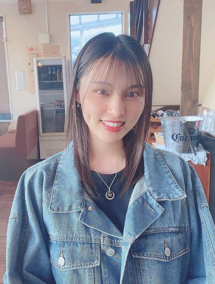 相楽伊織 けっこうボインな水着グラビア画像！