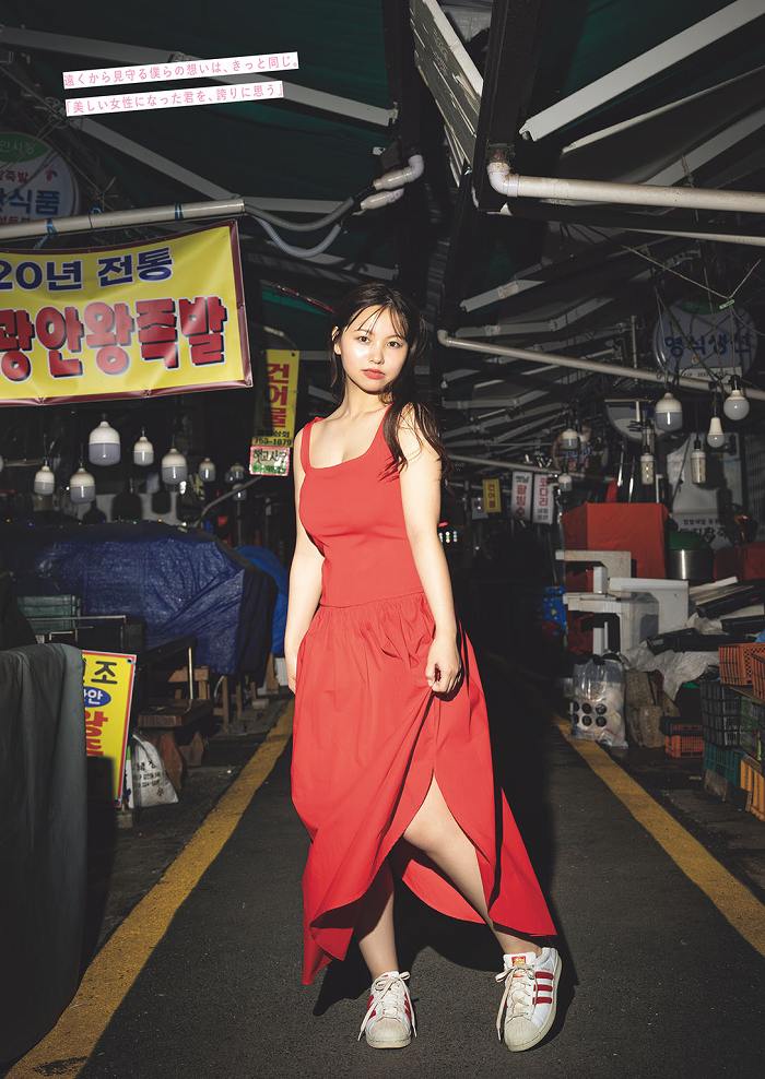 本郷柚巴 まぶしいボインの水着グラビア画像！