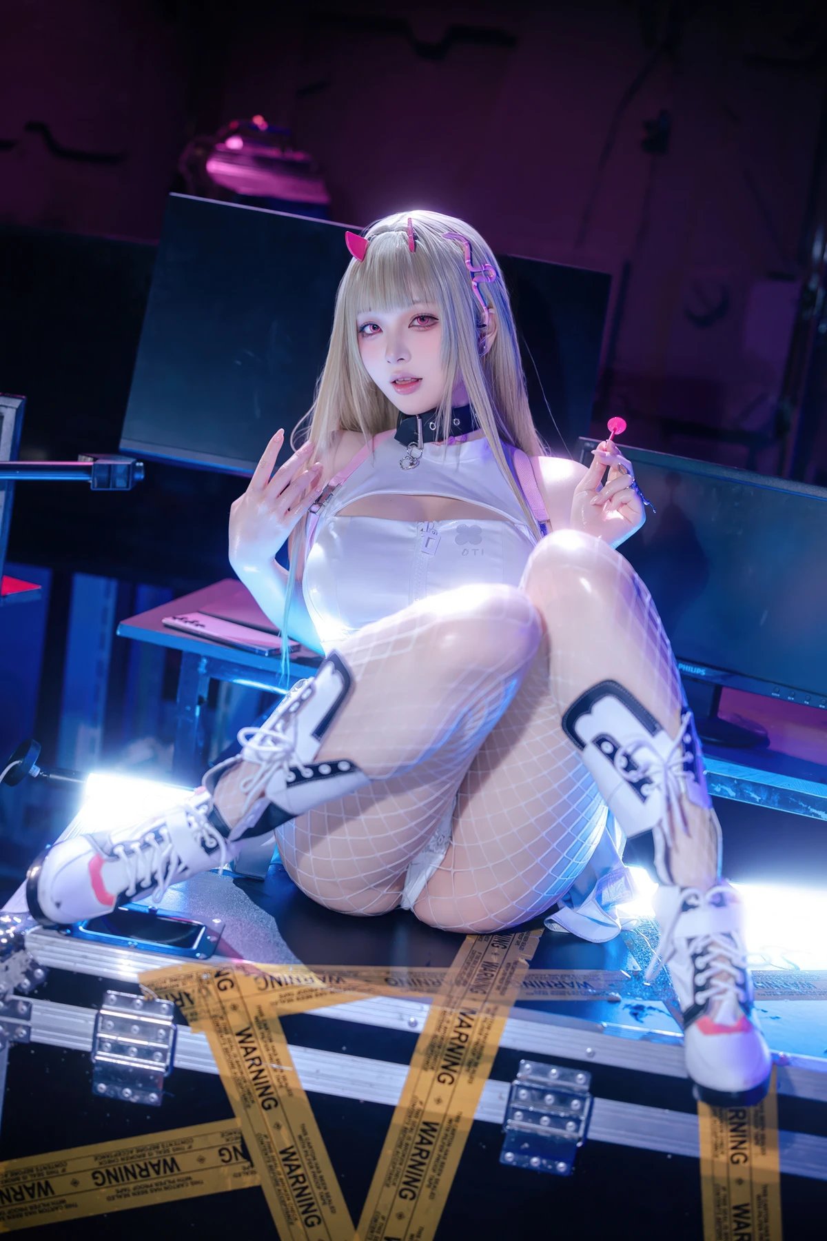 Cosplay 屿鱼 – 胜利女神：妮姬 毒蛇