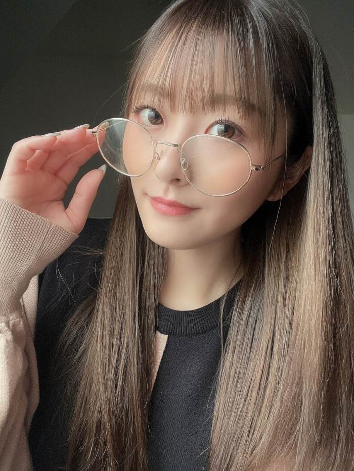 青空ひかり 笑顔がかわいい純朴ヌード画像！