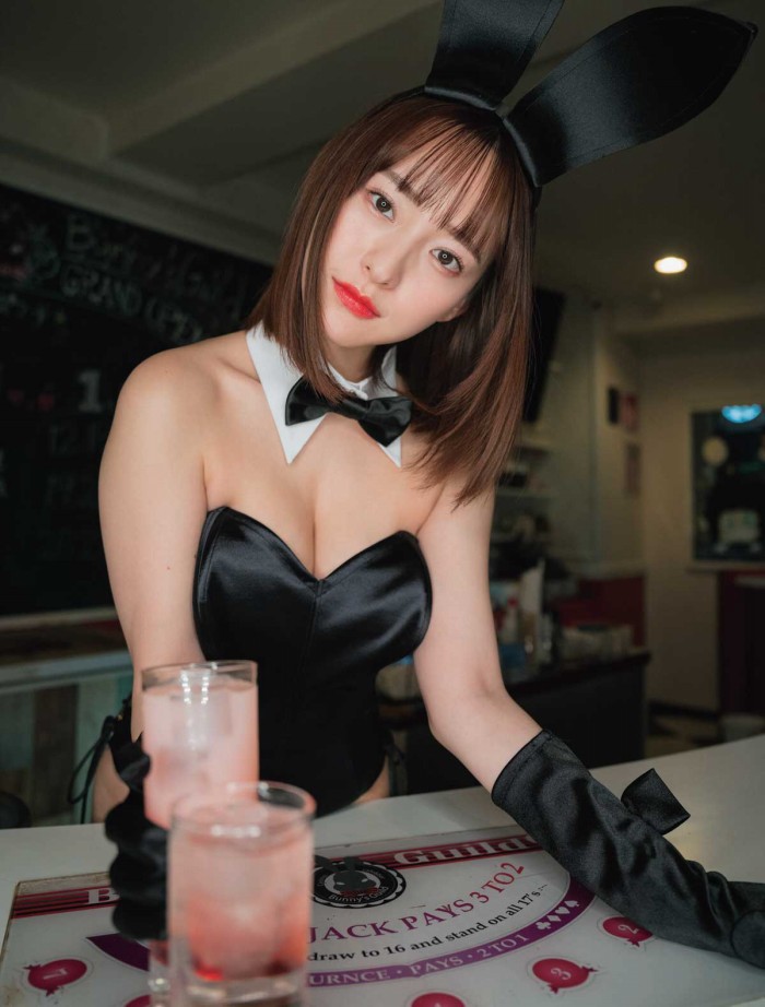 高崎かなみ 鬼かわな水着＆ランジェリー画像！