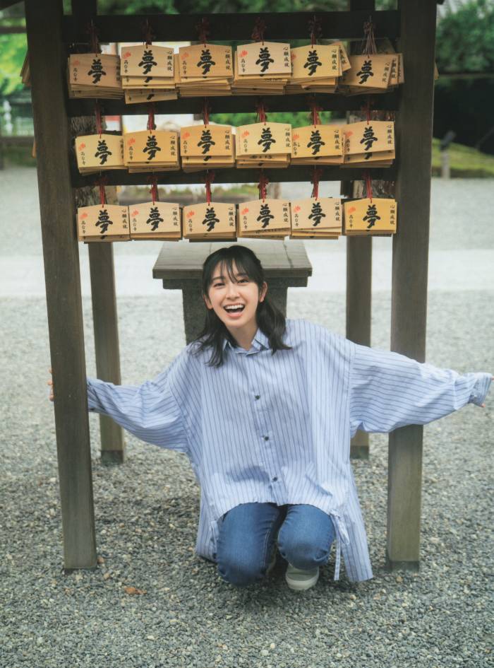 金村美玖 しっとりかわいい水着＆生脚画像！