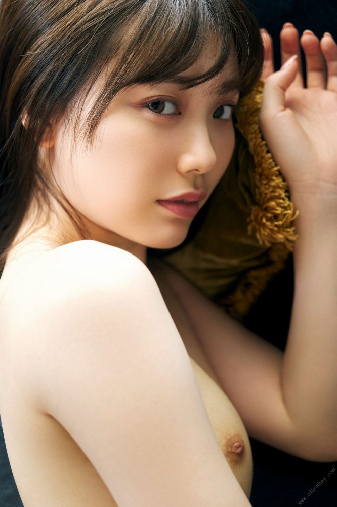 石川澪 Cカップおっぱいの激かわヌード画像！