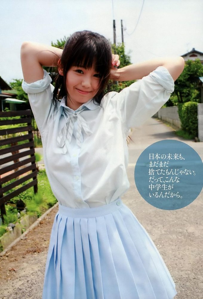 小池里奈 美尻でキュートな水着グラビア画像！