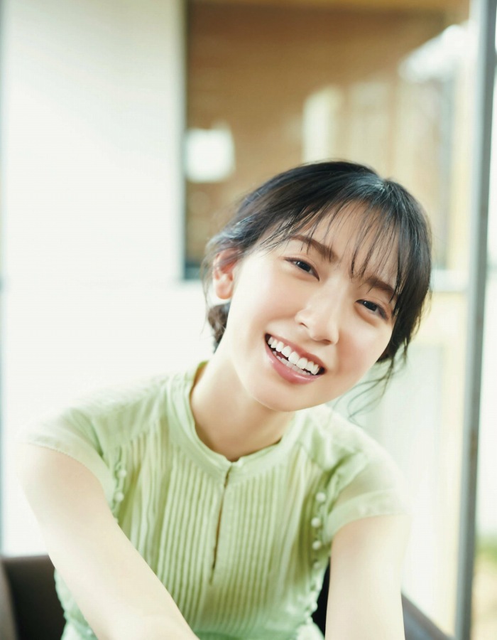 金村美玖 しっとりかわいい水着＆生脚画像！