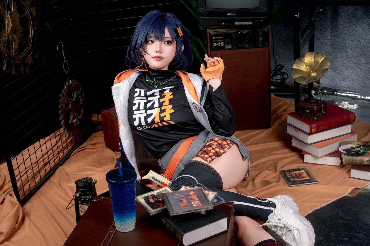 Coser@Messie Huang - Bella