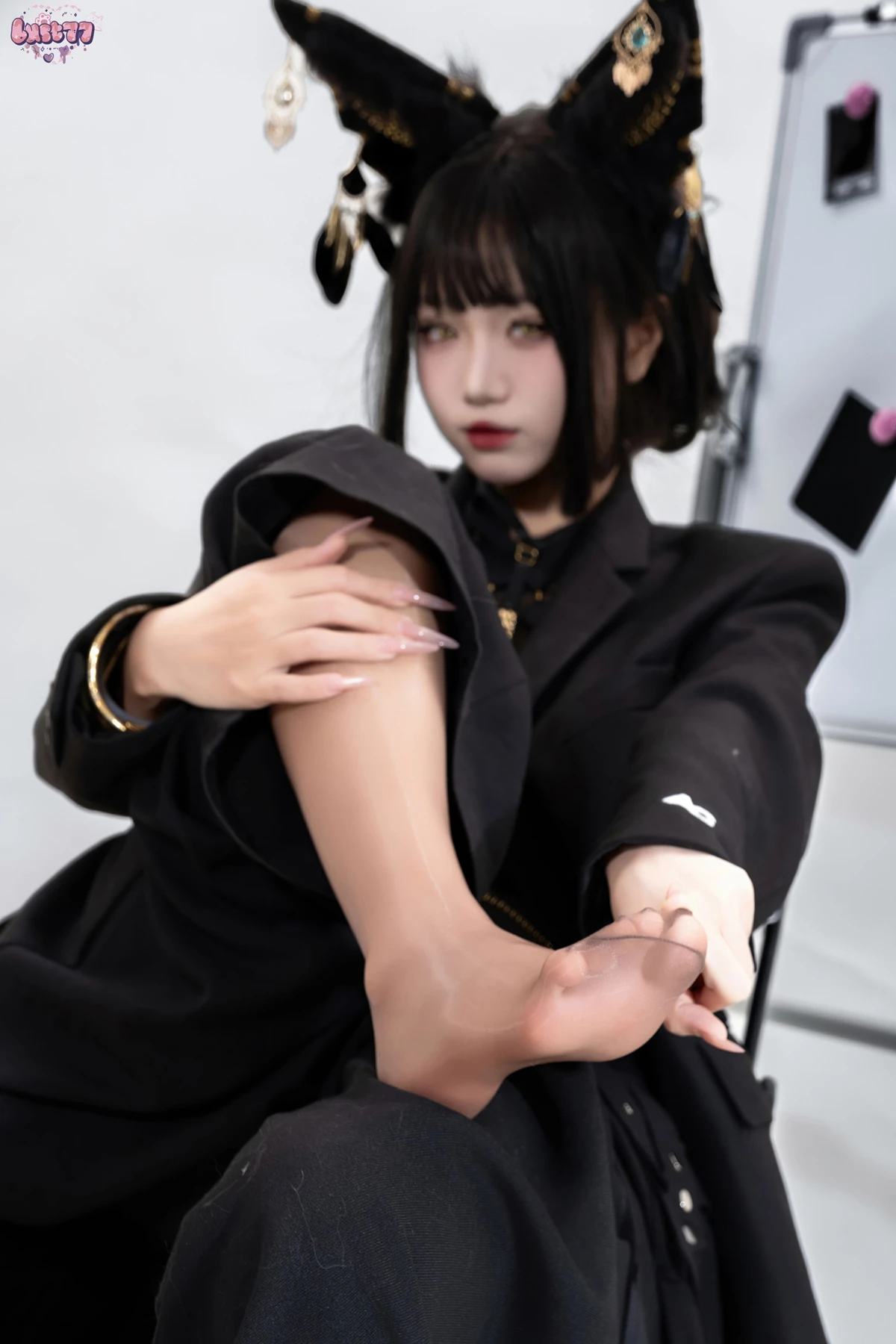 Cosplay 柒柒要乖哦 – 黑·阿努比斯 Set.02