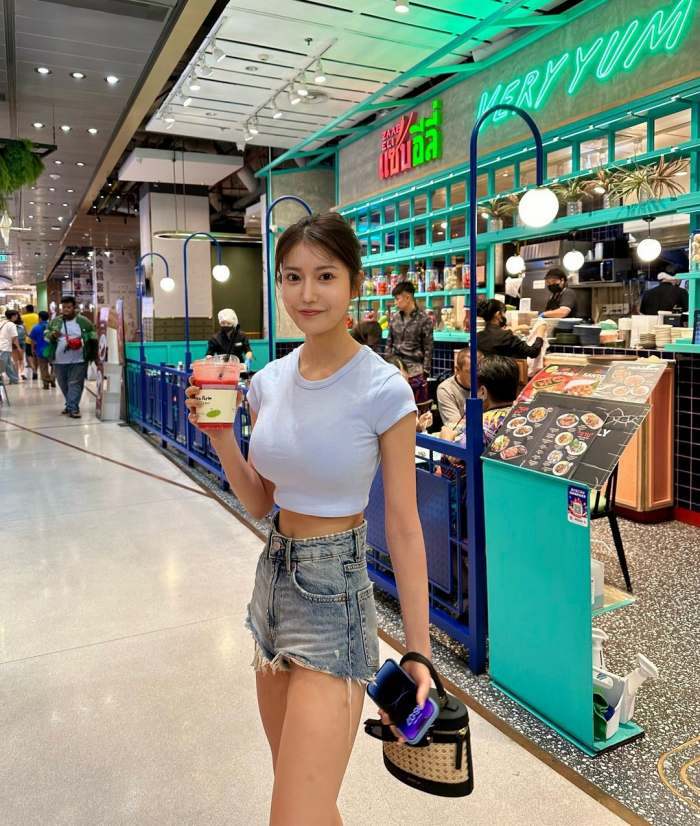 阿部なつき ボンキュッボンの水着グラビア画像！