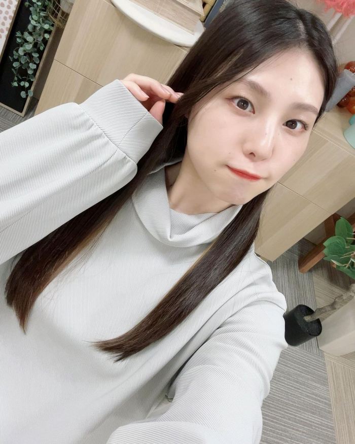 相楽伊織 けっこうボインな水着グラビア画像！