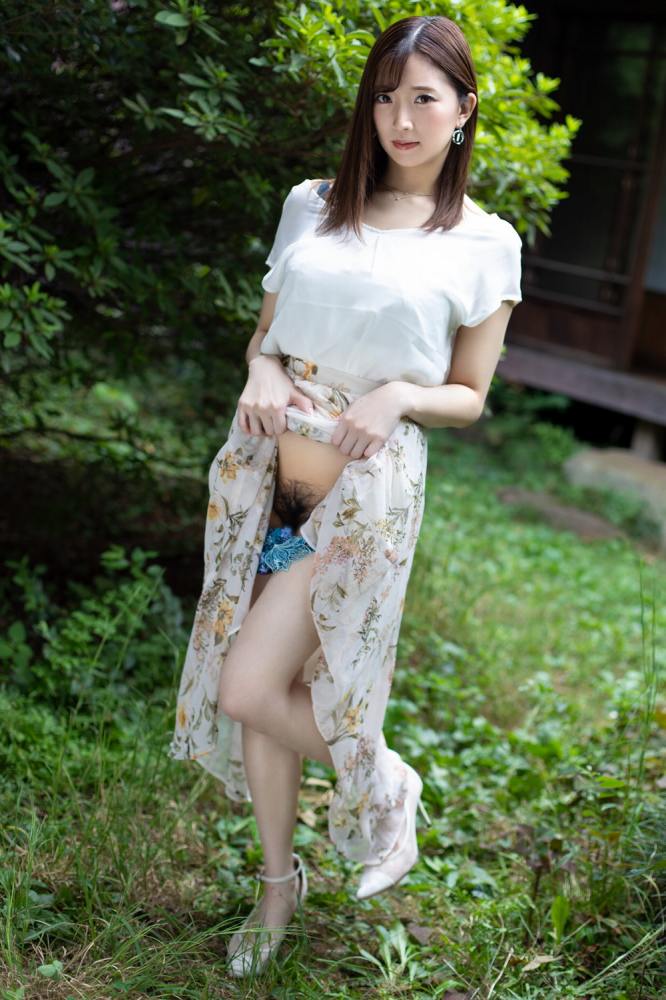 鈴木真夕 わかめ多目なHカップヌード画像！