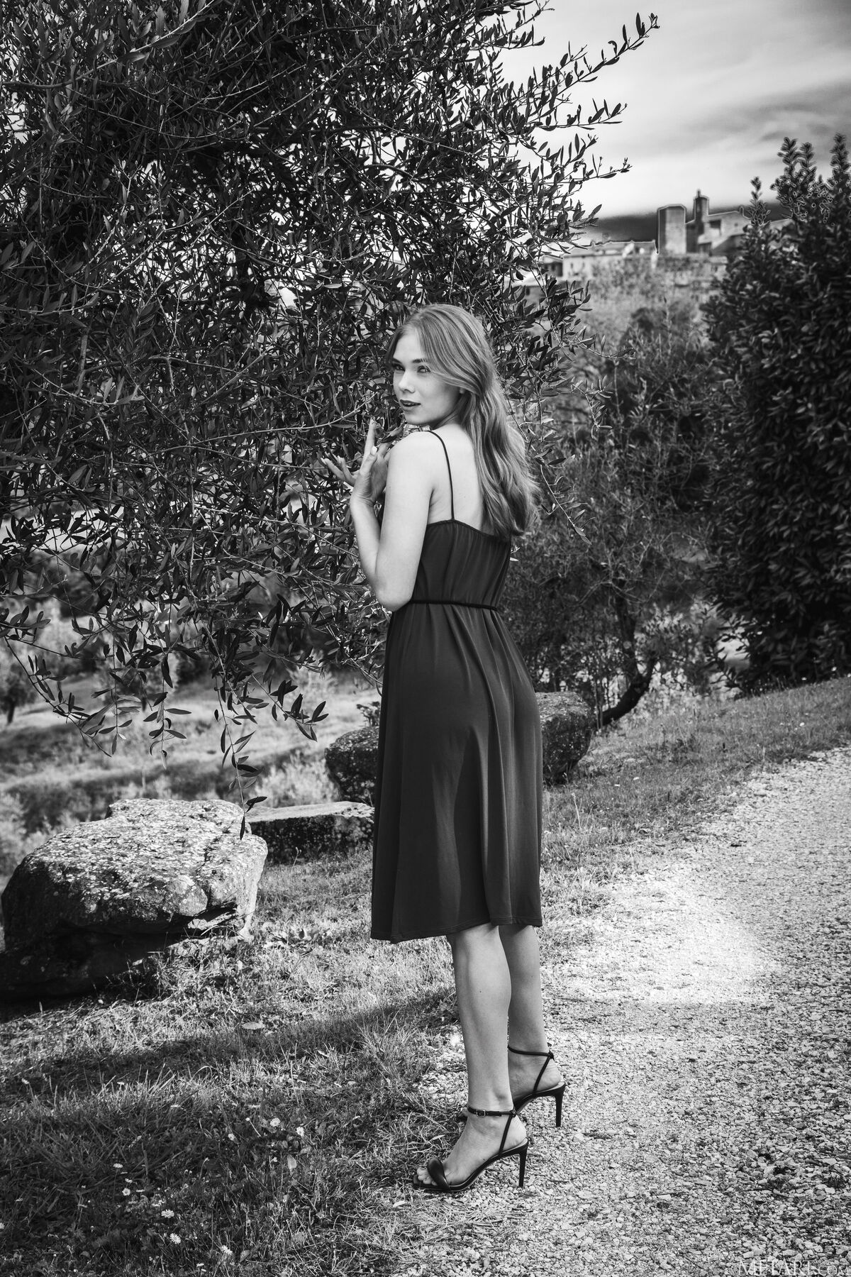 MetArt Luise - Harvest Heart Part02