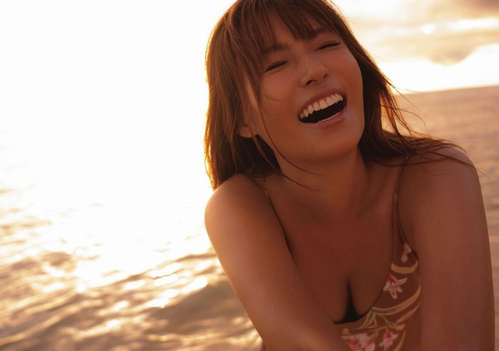 深田恭子 ムッチリ水着＆下着グラビア画像！