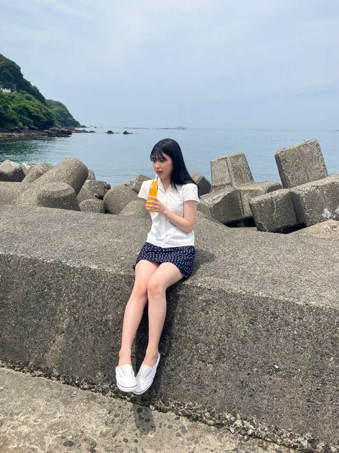 矢野ななか くびれボインの水着グラビア画像！