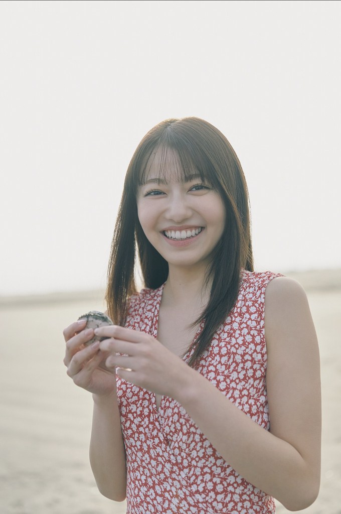 高橋かの かのぴぴの激かわな水着グラビア画像！