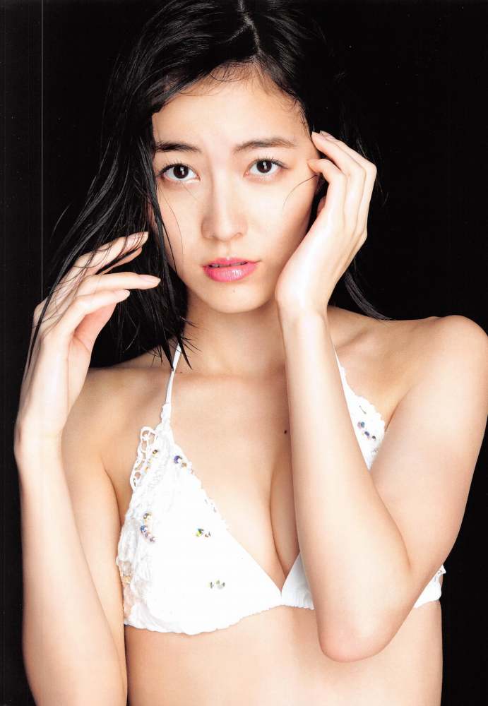 松井珠理奈 水着＆セミヌードグラビア画像！