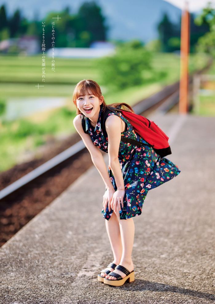 青山なぎさ 激かわな生脚＆タンクトップ画像！