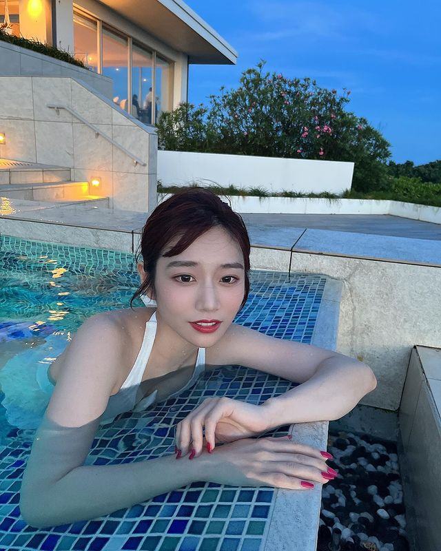 河北彩伽 絵になるEカップ美乳のヌード画像！