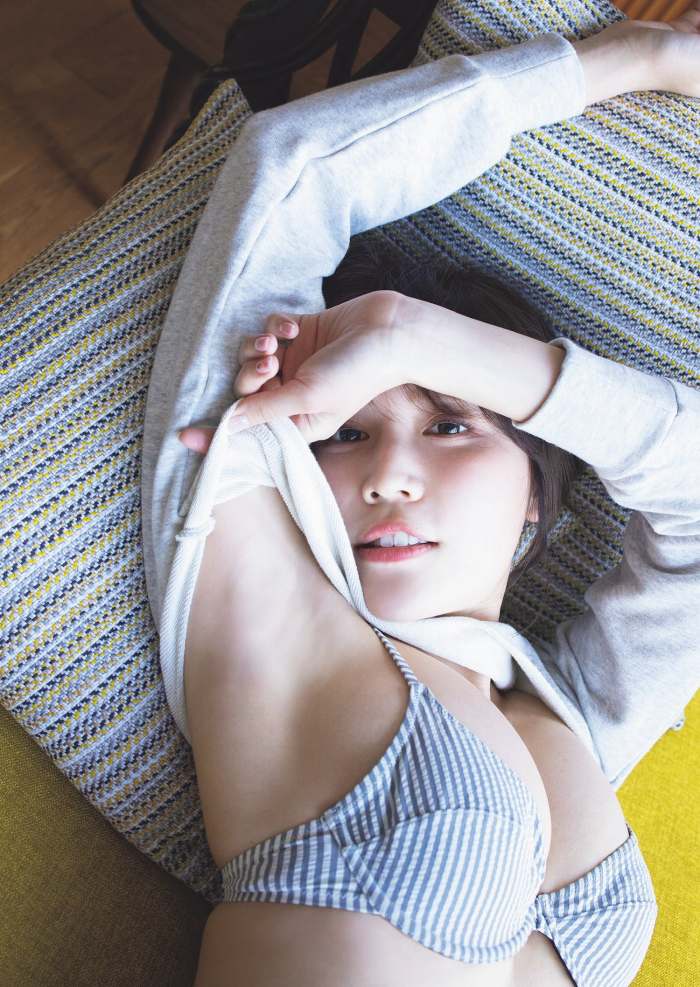 小日向ゆか 萌えるEカップの水着グラビア画像！