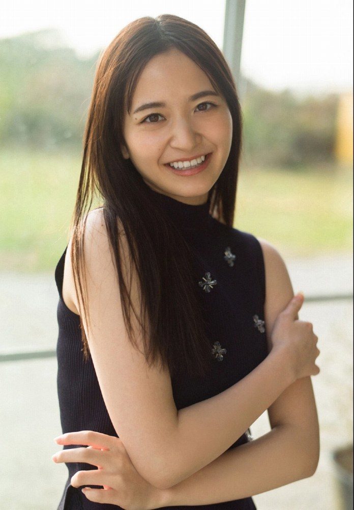 金川紗耶 美脚でスタイルが凄いグラビア画像！