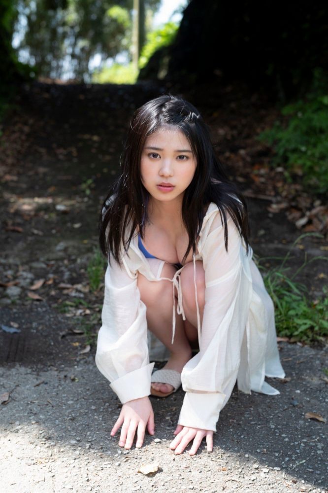 矢野ななか くびれボインの水着グラビア画像！