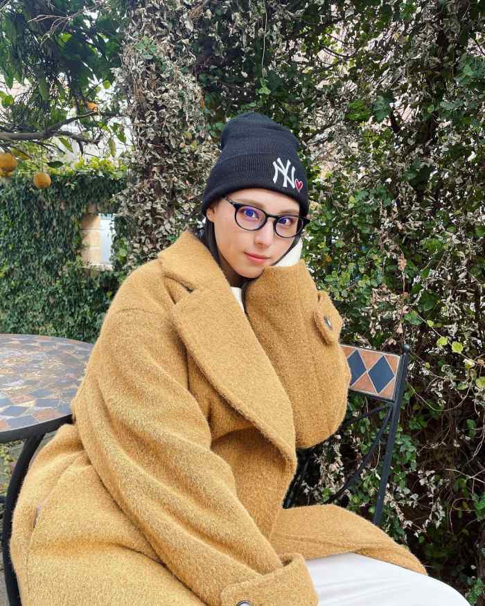 相楽伊織 けっこうボインな水着グラビア画像！