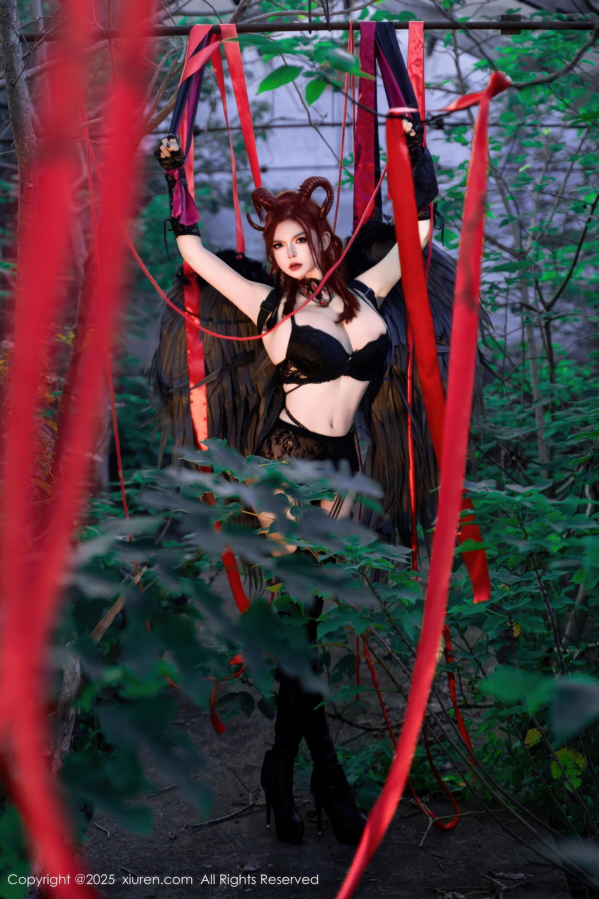 XiuRen秀人网 No.10994 Yi Li Sha You Dian Bai