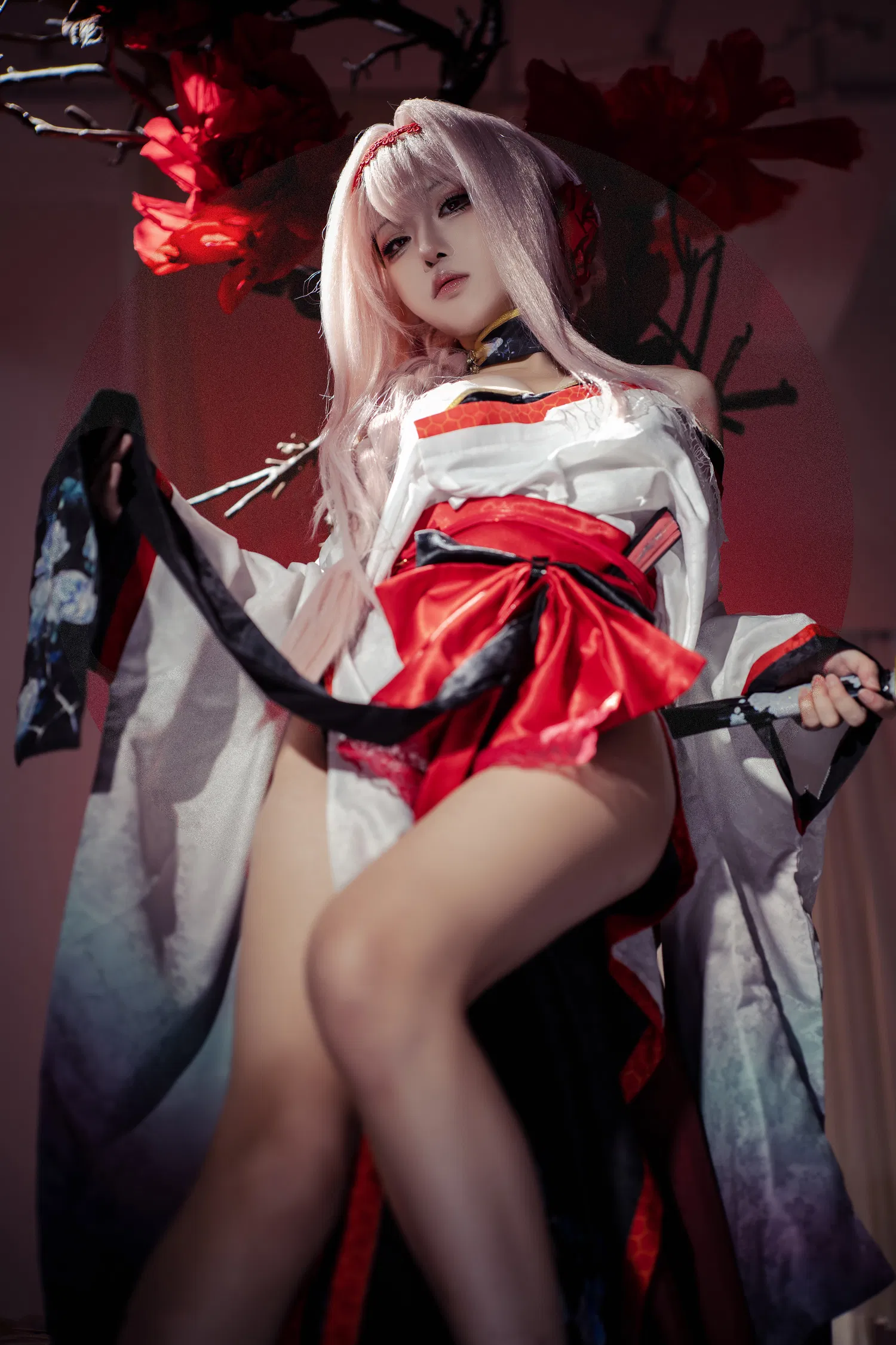 [Cosplay] 矢量鱼 Nikke胜利女神 暗莲