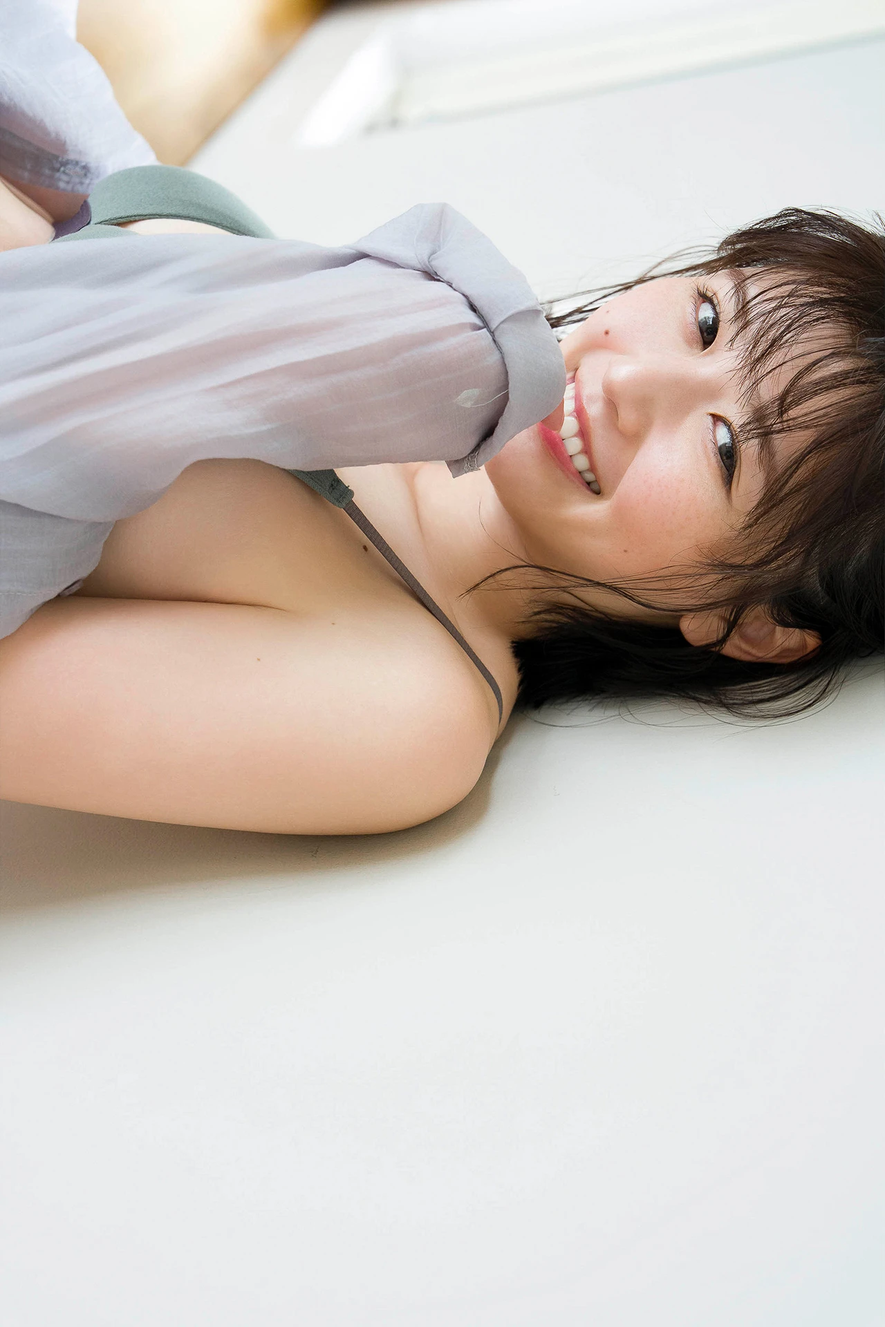 Yuzuha Saeki 冴木柚葉, FLASHデジタル写真集 「Lumiere」 Set.02