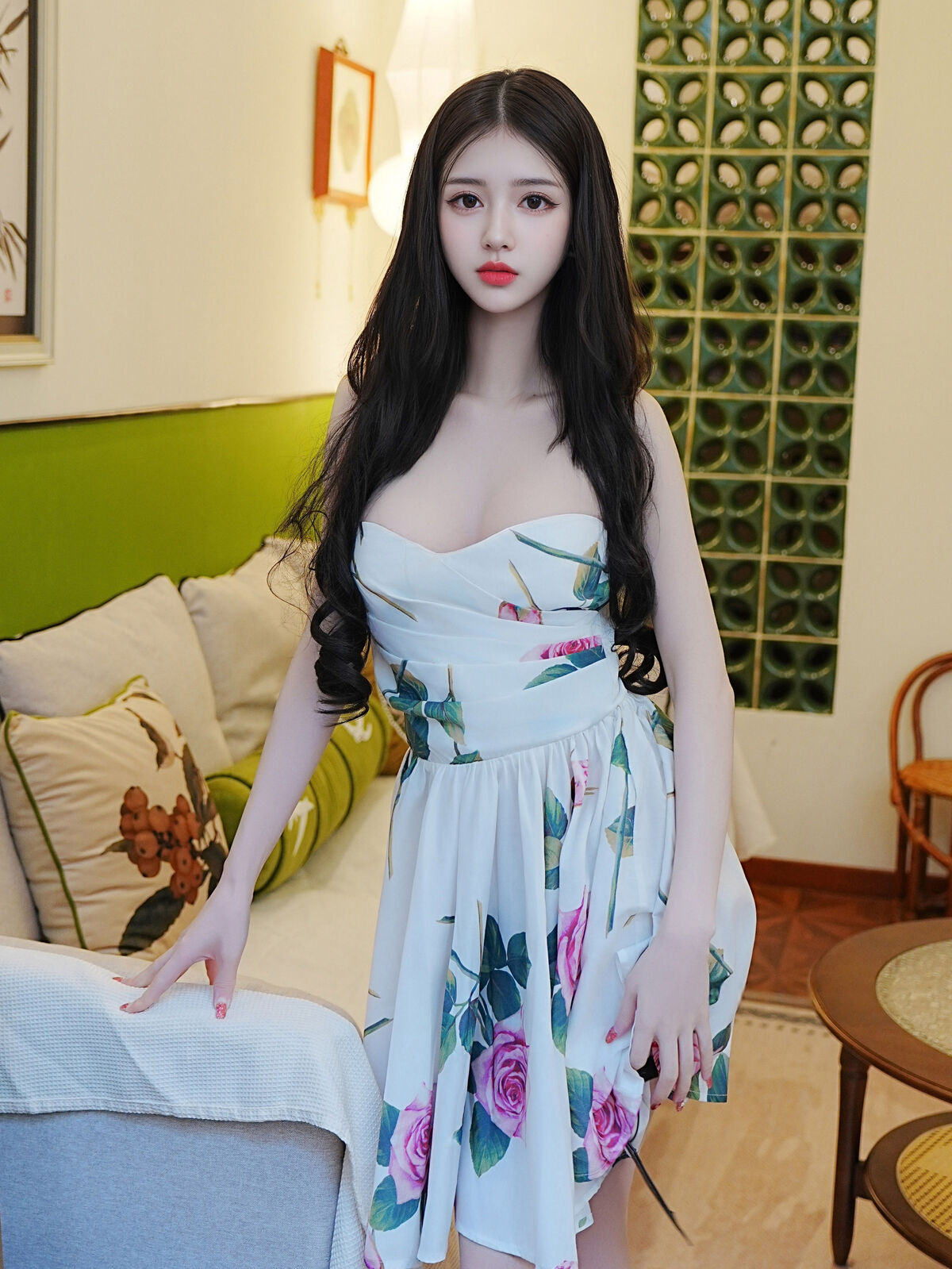 XR Uncensored Bai Xiao Die 白小蝶 - 肉丝连衣花裙