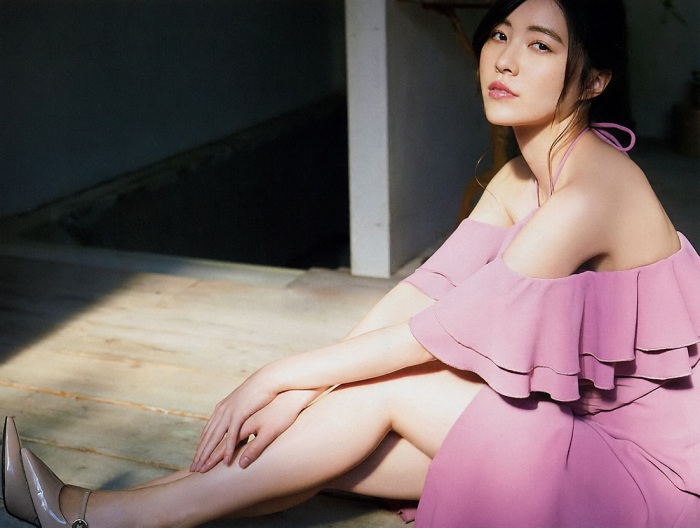 松井珠理奈 水着＆セミヌードグラビア画像！