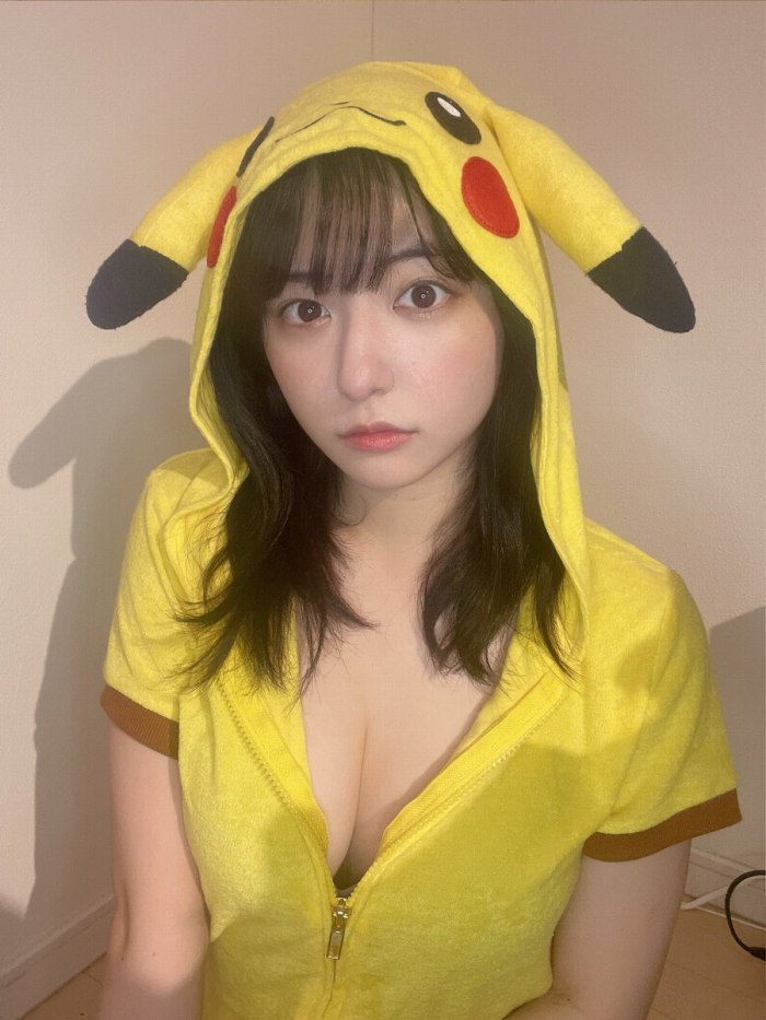 麻倉瑞季 おっぱいが大きい水着グラビア画像！