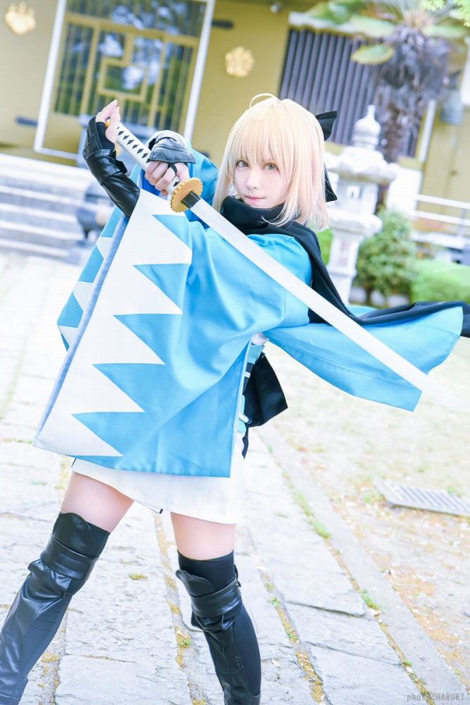 えい梨 美しいコスプレ＆水着グラビア画像！