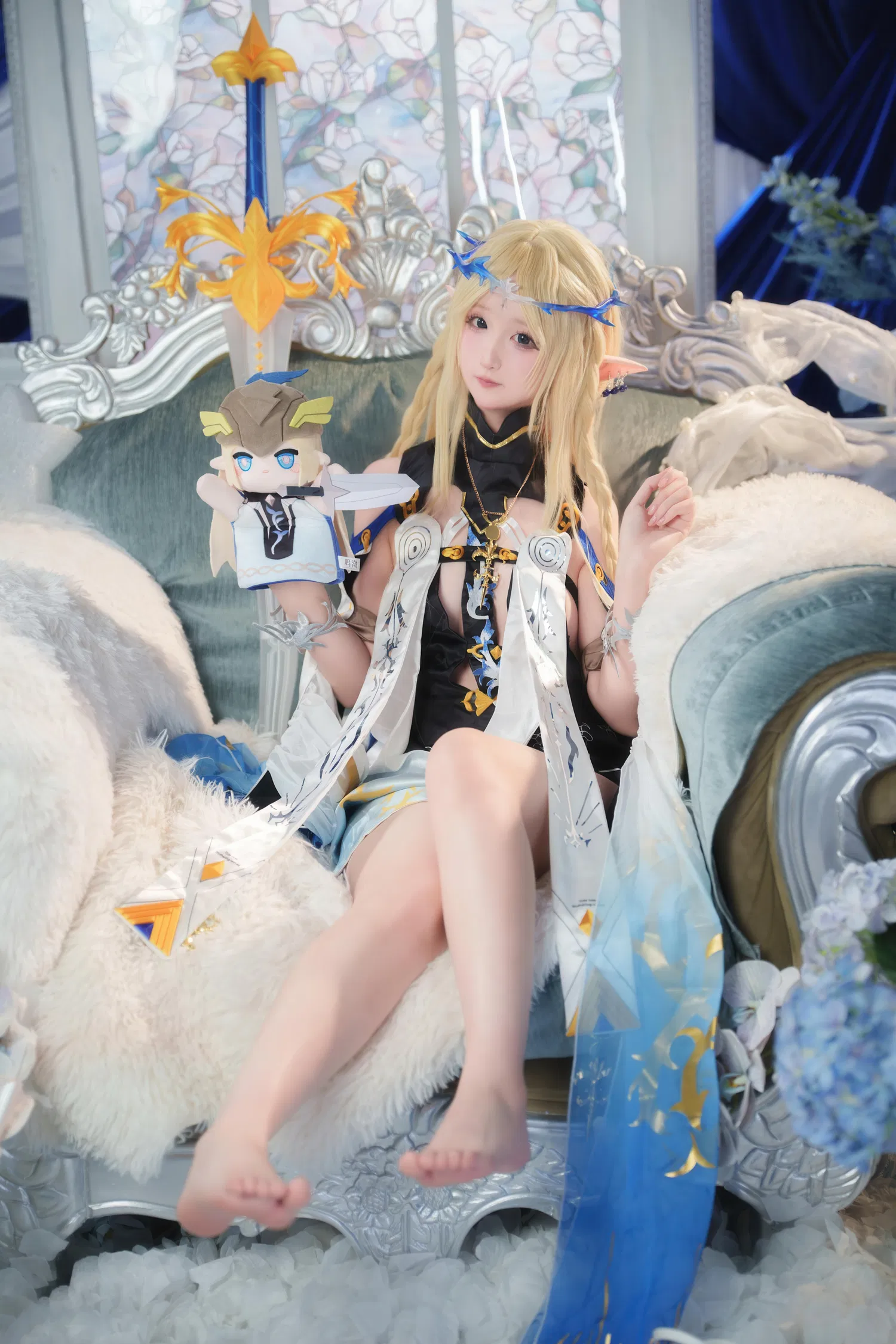 [Cosplay] Seele麦麦 - 鸣潮 菲比&卡提希娅·蓝色花海物语