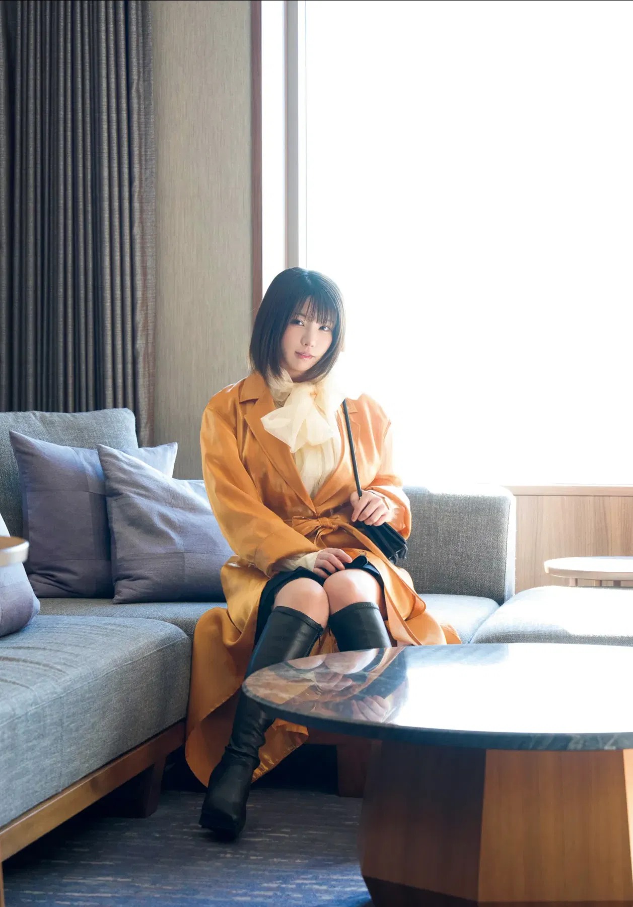 FRIDAY GOLD えなこ 密会スイートルーム