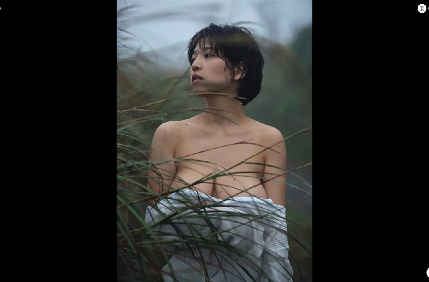 FRIDAY GOLD 藤乃あおい 春告げボディ