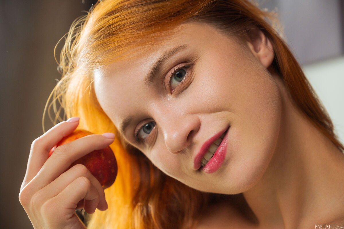 MetArt Milkavi - Peachy Keen Part01