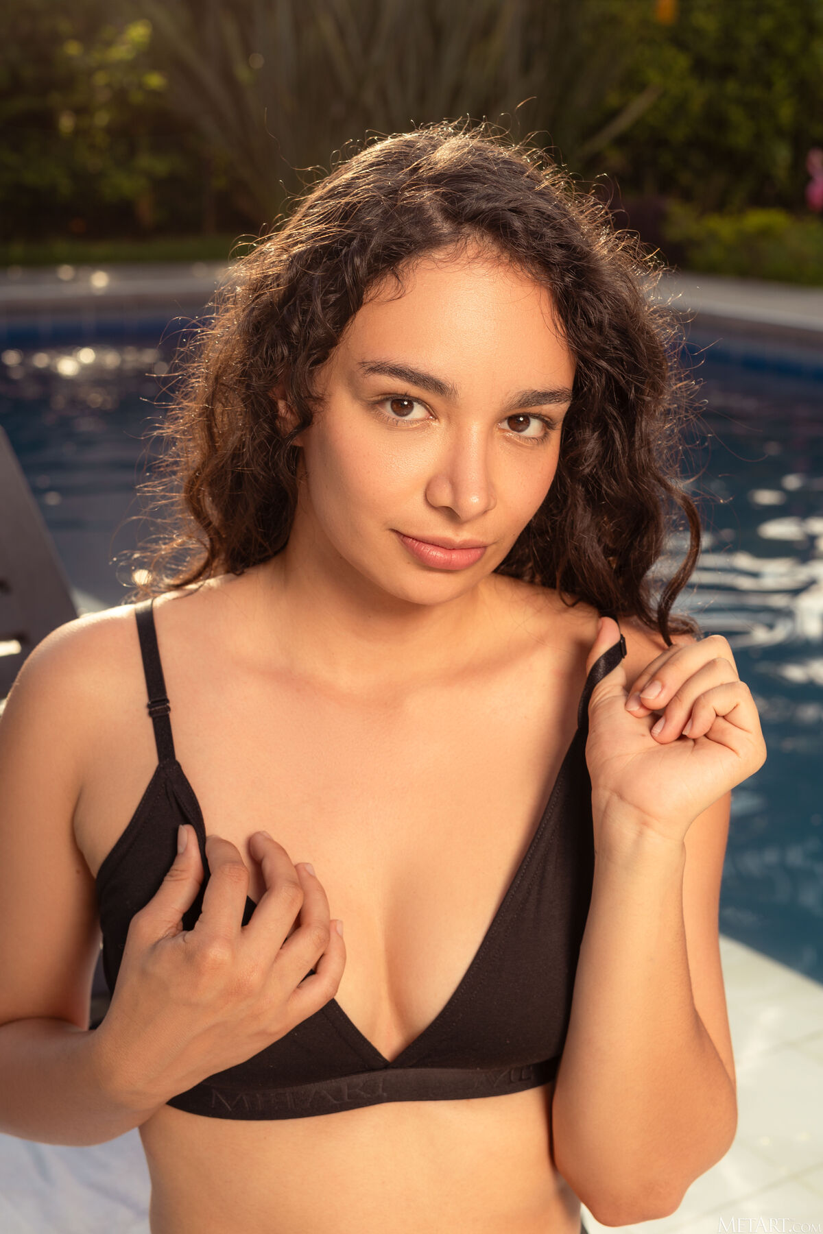 MetArt Saray Bound - Presenting Saray Bound Part01