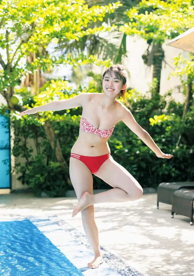 [Photobook] 2023.12.05 豊田ルナ写真集『Good to see Moon』