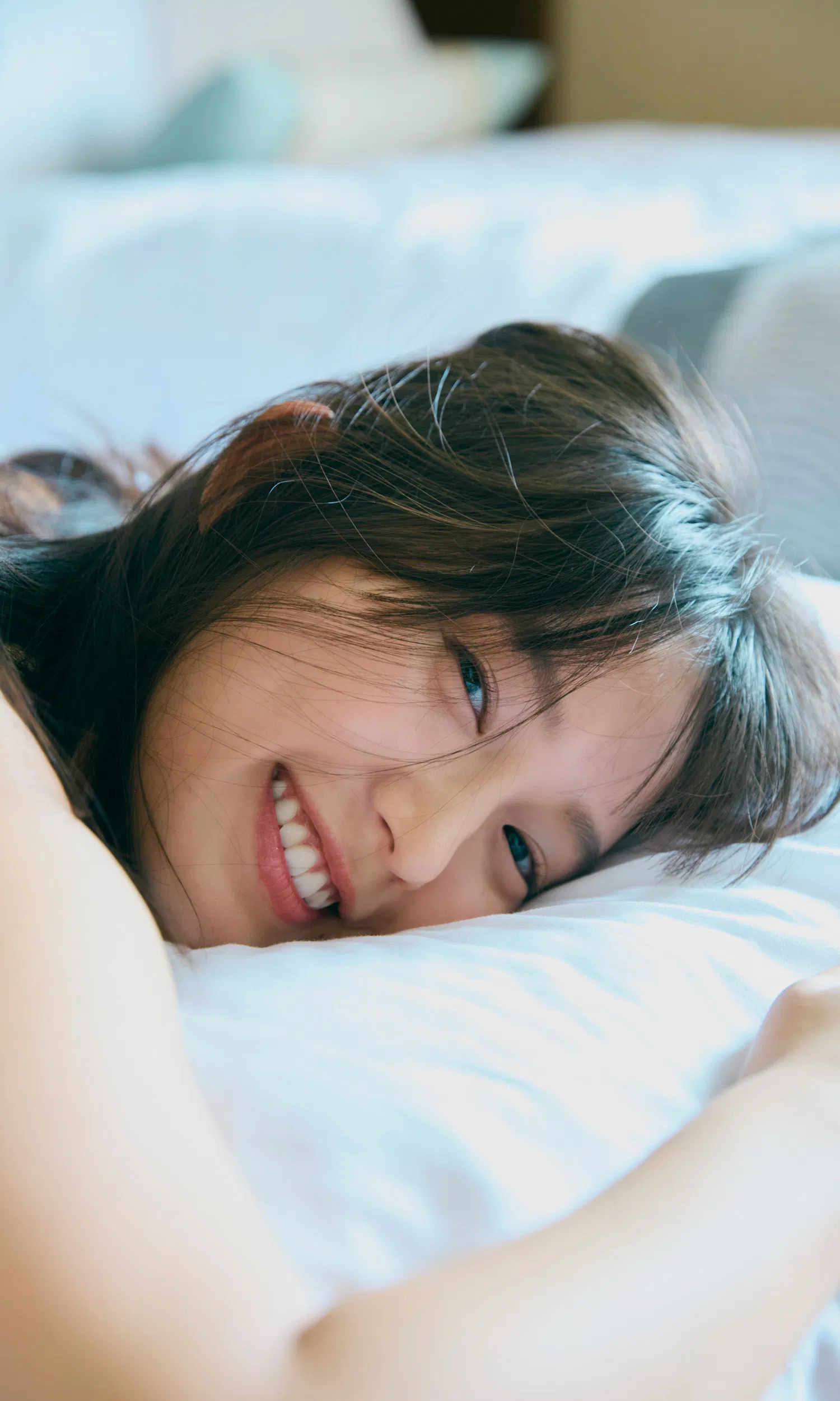 [Photobook] 2024.07.01 【デジタル限定】志田音々写真集「幼い色気」 (週プレ PHOTO BOOK)