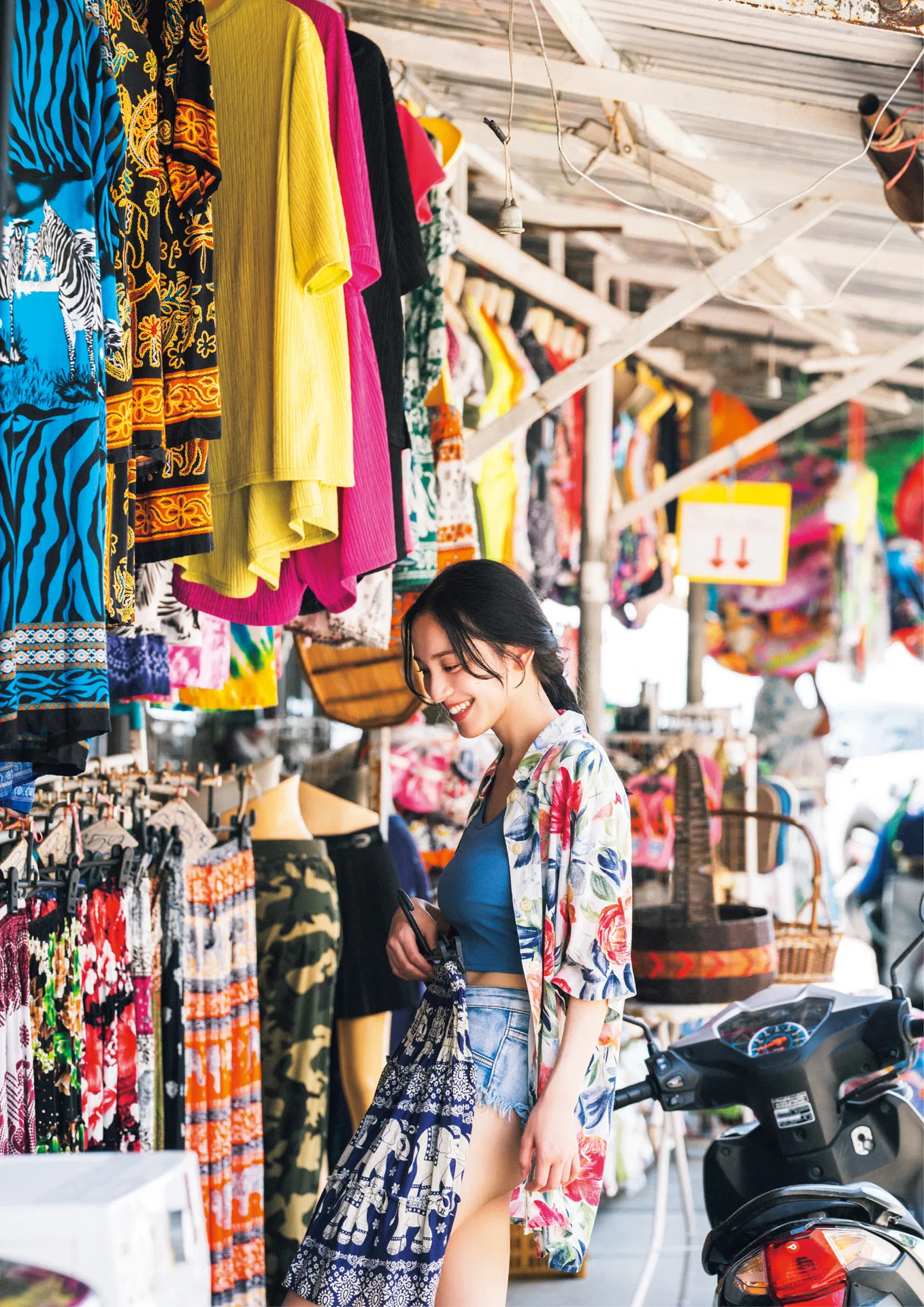 [Photobook] 2025.02.28 【電子版限定45ページ増】都丸紗也華 4th写真集 10。