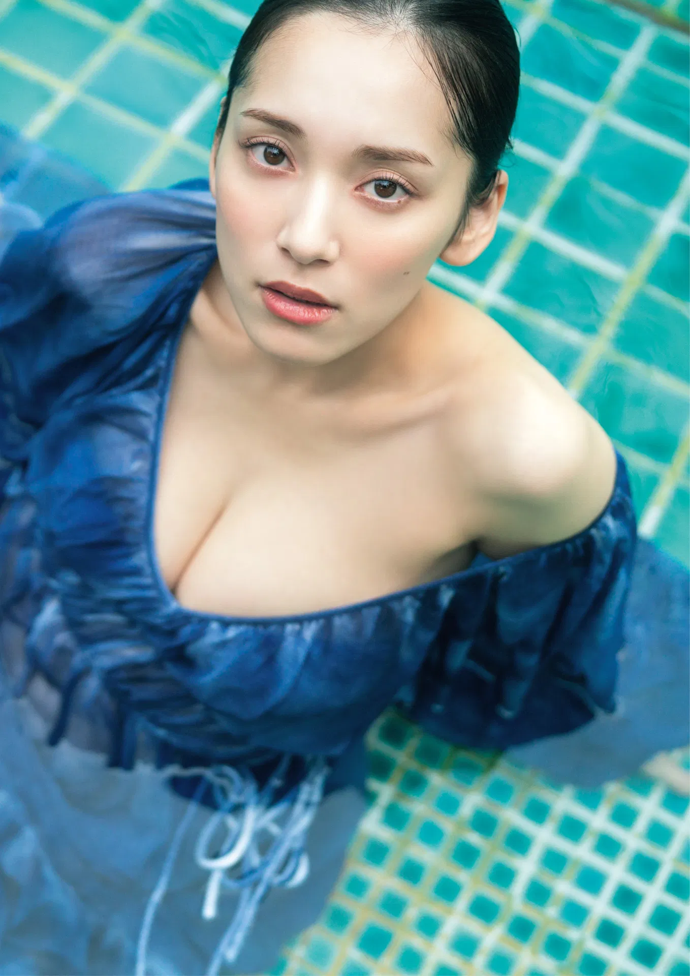 [Photobook] 2025.02.28 【電子版限定45ページ増】都丸紗也華 4th写真集 10。