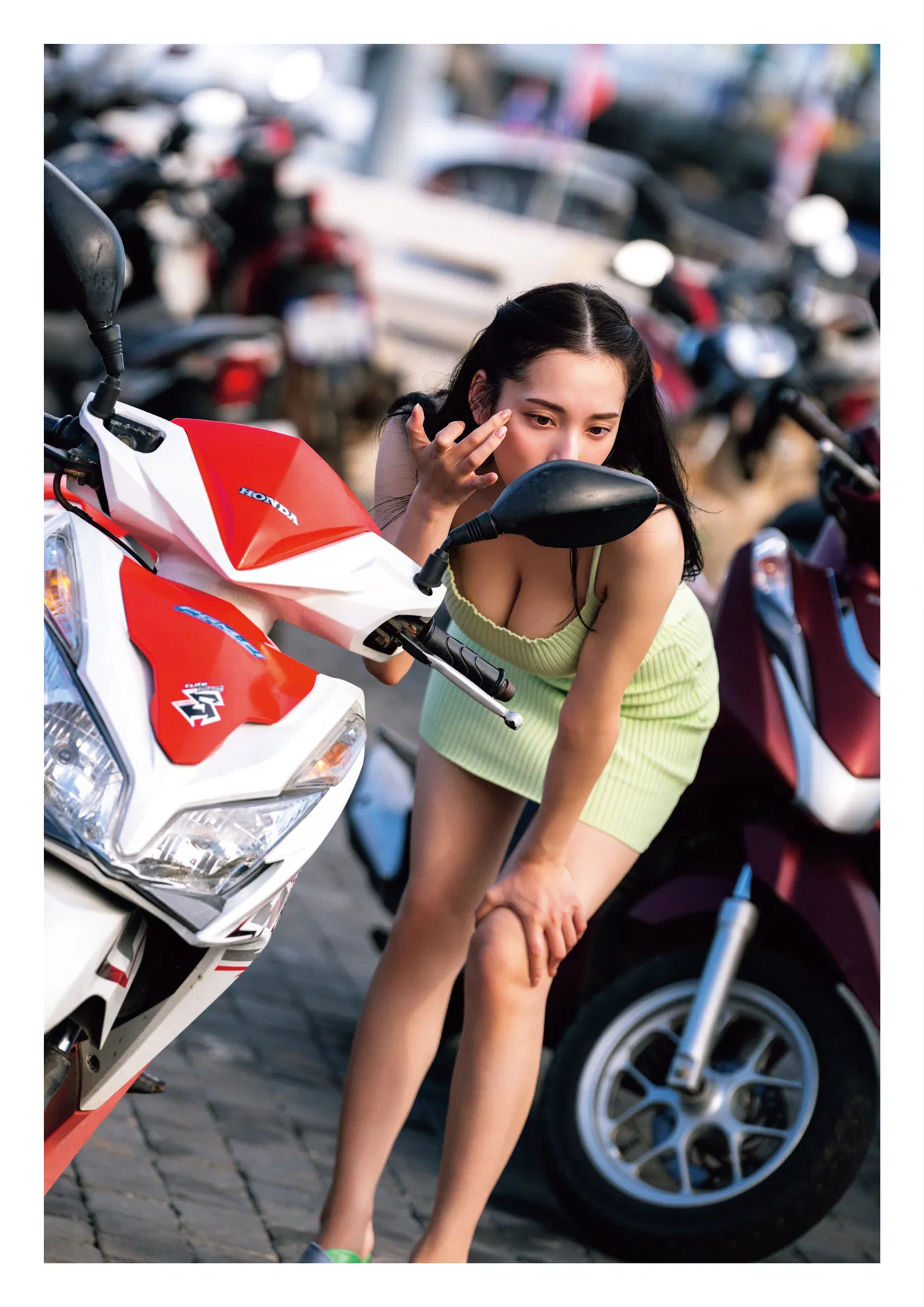 [Photobook] 2025.02.28 【電子版限定45ページ増】都丸紗也華 4th写真集 10。