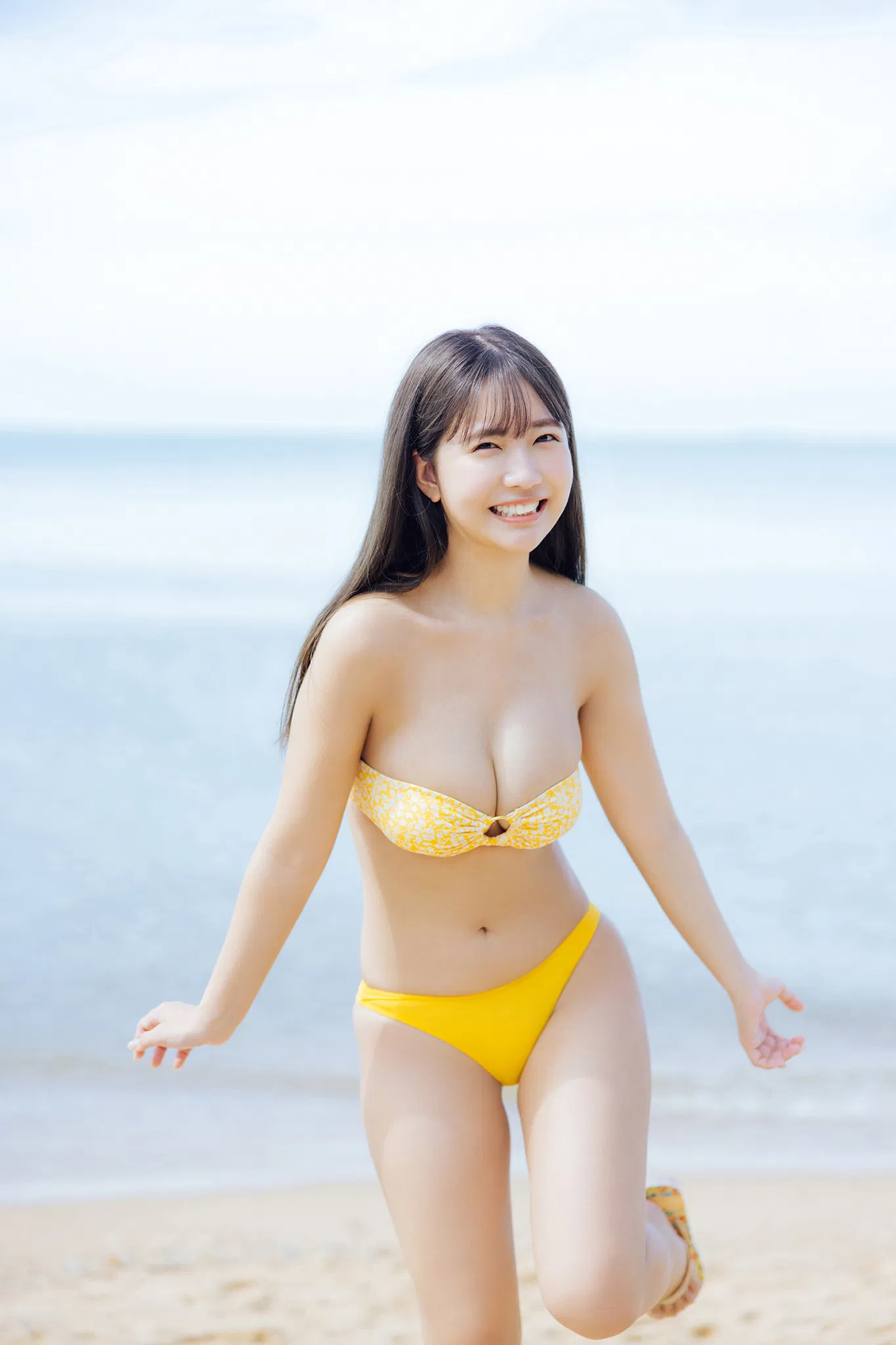 [Photobook] 2025.05.01 天羽希純「抱いてみる？」【ヤングチャンピオンデジグラ】